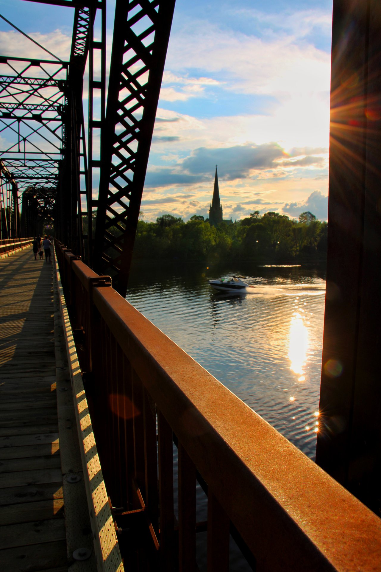 Bill Thorpe Walking Bridge